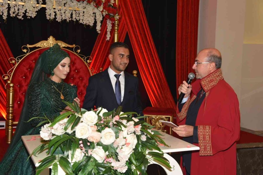 Selçuklu’da 2022’de 4 Bin 752 Çiftin Nikahı Kıyıldı
