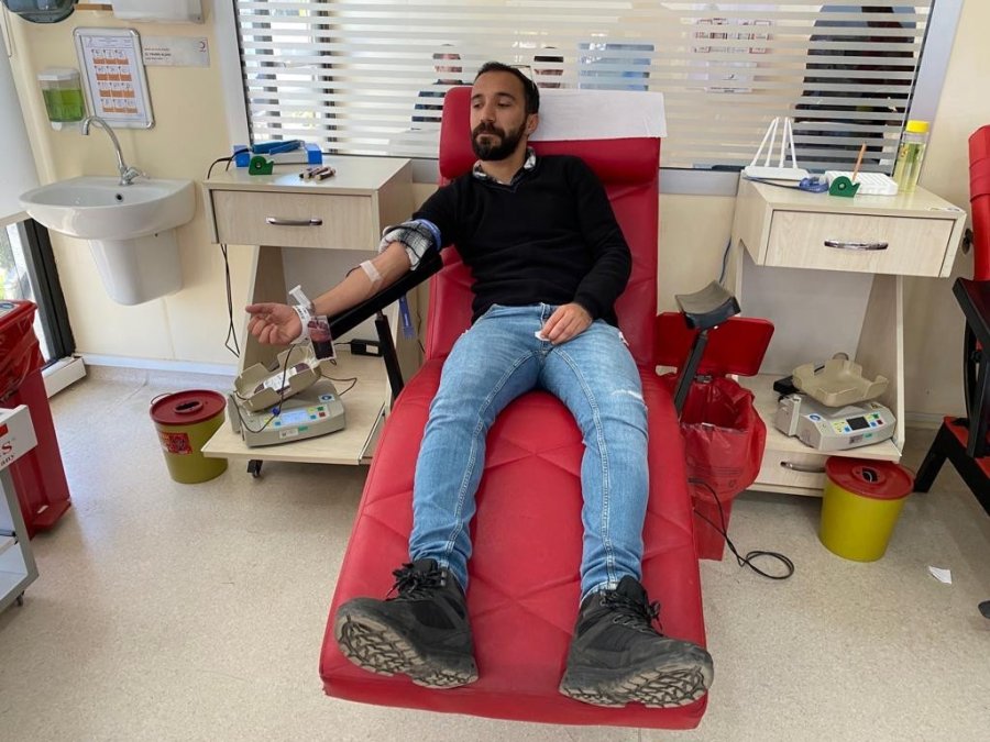 Mersin Kızılay 2022 Yılında 76 Bin 500 Ünite Kan Aldı