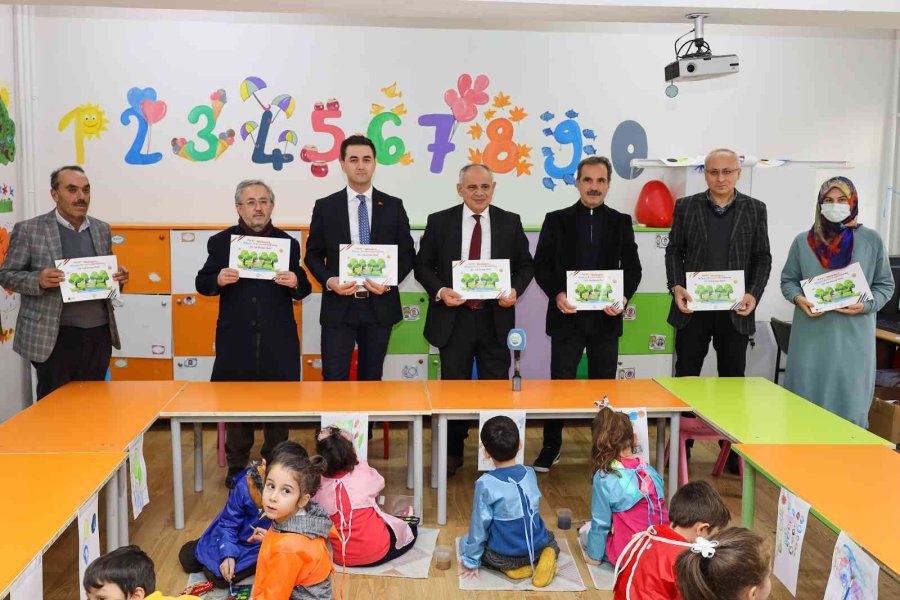 Yahyalı Belediyesi Sıfır Atık Konusunda Çocukları Bilinçlendiriyor