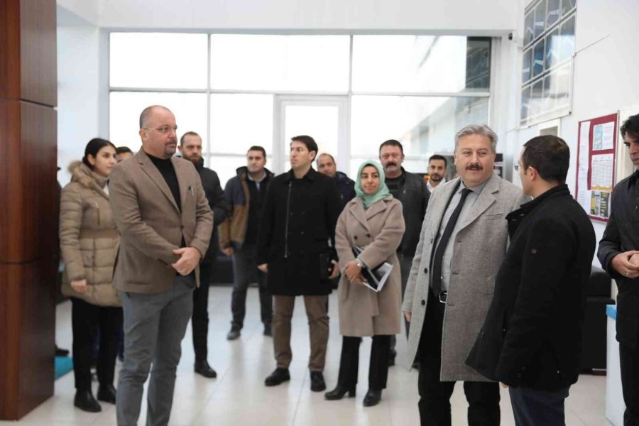 Melikgazi’de Akıl Küpü Zincirleri Artarak Çoğalıyor