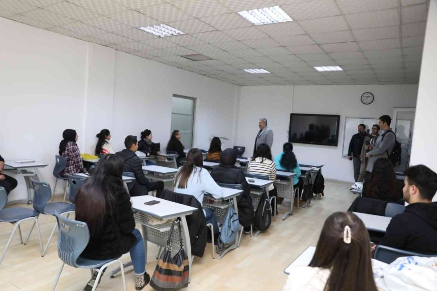 Melikgazi’de Akıl Küpü Zincirleri Artarak Çoğalıyor