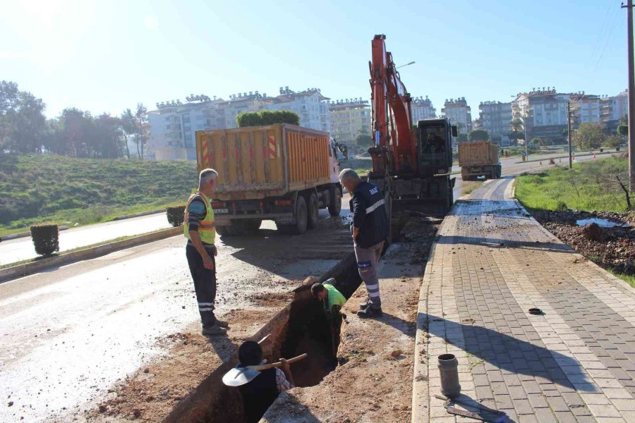 Manavgat Sarılar’da İçme Suyu Hattı Yenileme Çalışmasında Sona Gelindi