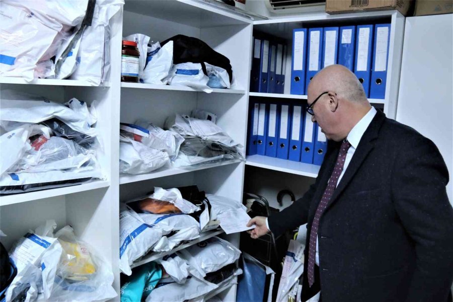 Halk Otobüsünde Su Kabağını Bile Unutarak ’bu Kadar Da Olmaz’ Dedirttiler