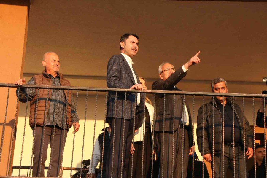 Bakan Kurum’dan Mahalle Muhtarına Cami Lojmanı Sözü