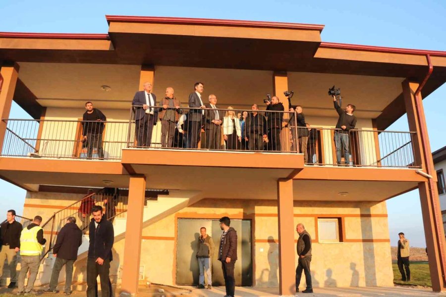 Bakan Kurum’dan Mahalle Muhtarına Cami Lojmanı Sözü