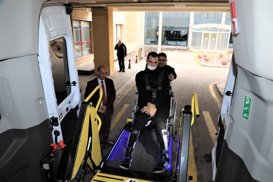 Karatay Belediyesinden “engelsiz Ulaşım Aracı”