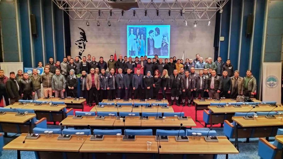 Büyükşehir Personeline ’stresi Kontrol Edebilme Ve İletişim Becerilerini Geliştirme’ Eğitimi