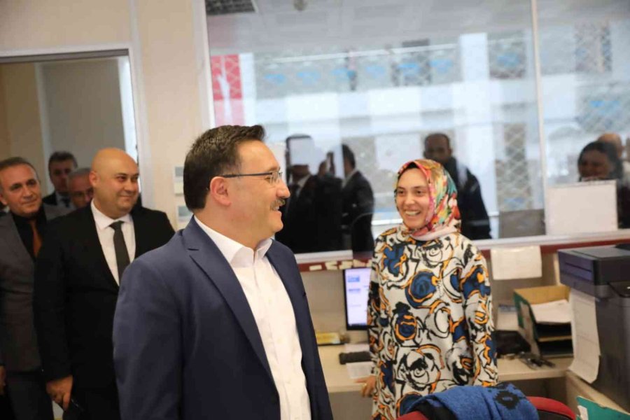 Vali Çiçek’ten Sgk’ya Ziyaret