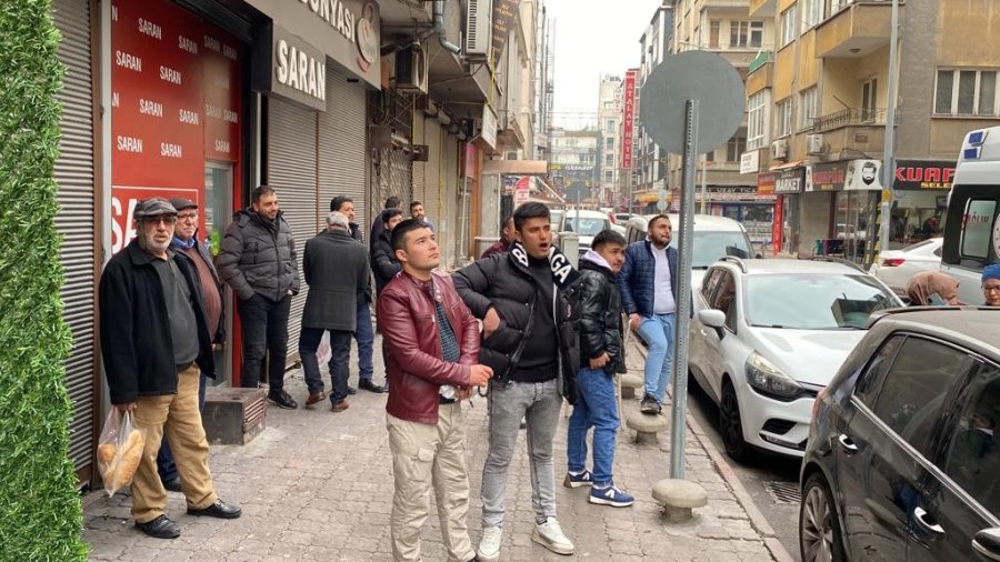 Yangını Film İzler Gibi İzlediler