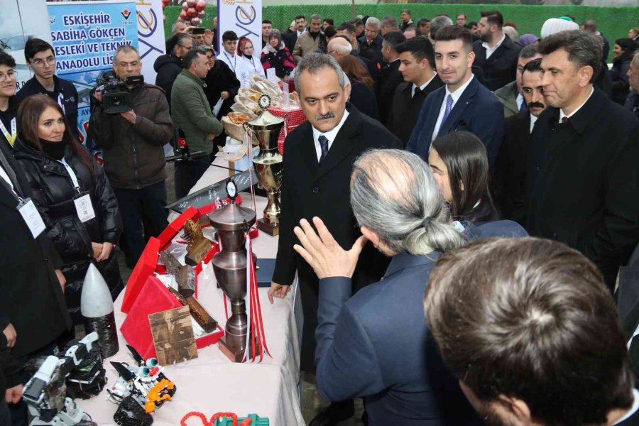 Kız Çocuklarının Ortaöğretimdeki Okullaşma Oranı Yüzde 95,06’a Ulaştı