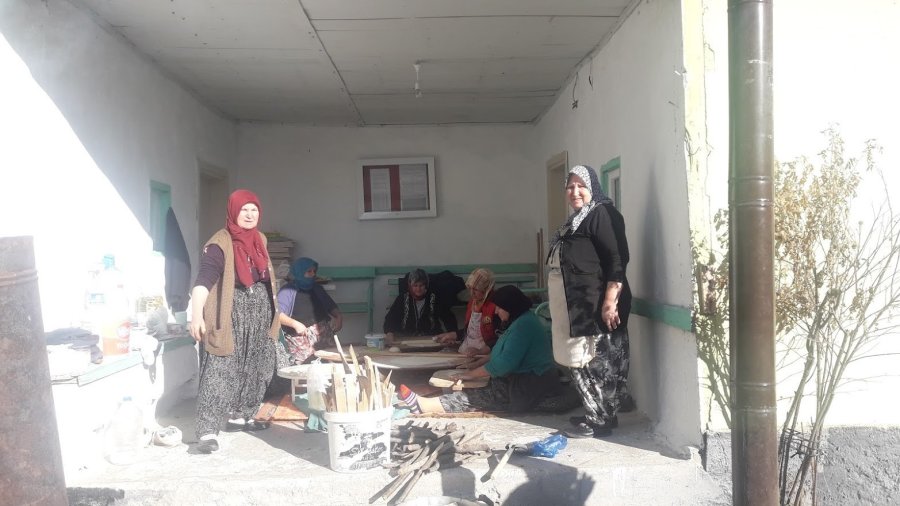 Kurak Giden Havalardan Dolayı Köylüler Yağmur Duasına Çıktı