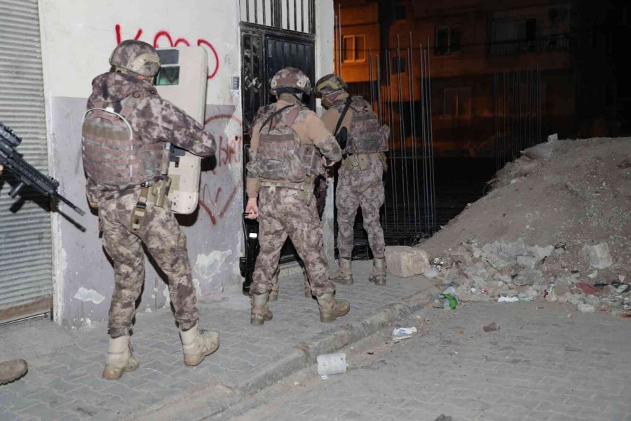 Mersin’deki Terör Operasyonunda 500 Gram Patlayıcı Ele Geçirildi