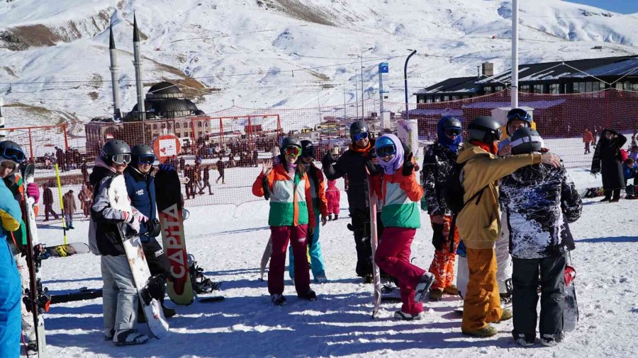 Erciyes 200 Bini Aşkın Turisti Ağırladı