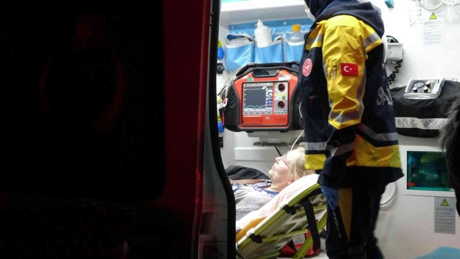 Ailevi Problem Yaşayan Şahıs, Oturduğu Evi Ateşe Verdi