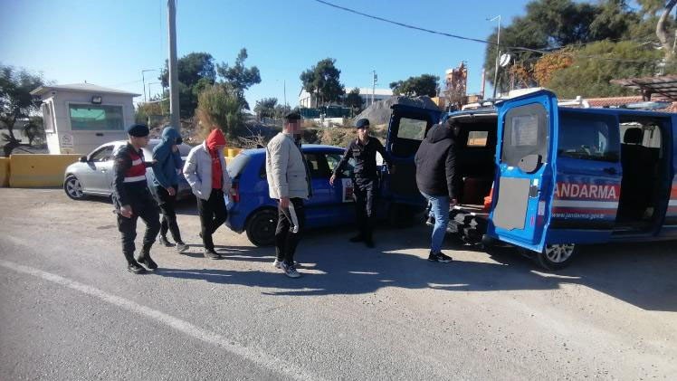 Gbt Kontrolünde Dili Sürçen Sürücünün Uyuşturucu Kullandığı Tespit Edildi