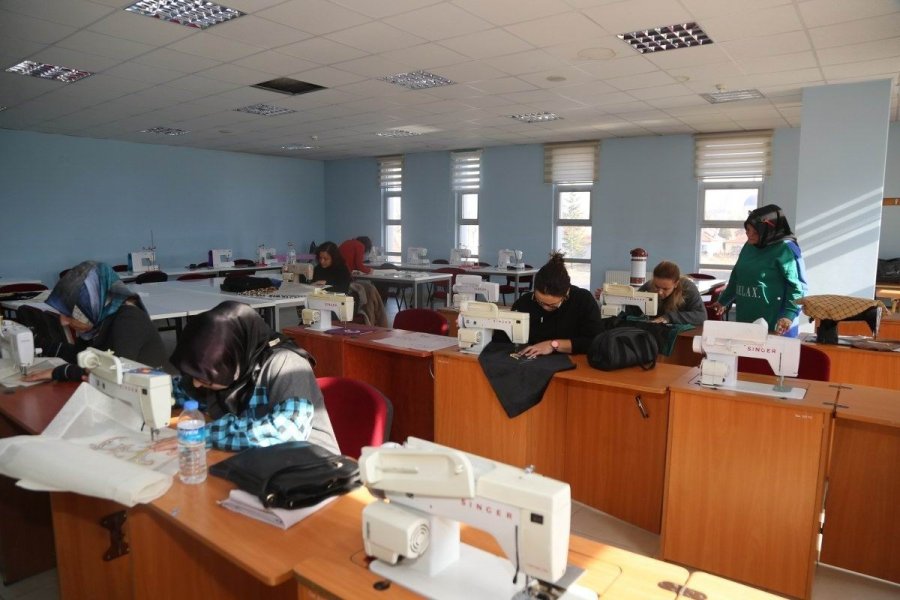 Melmek Kurslarına Kadınlardan Yoğun İlgi