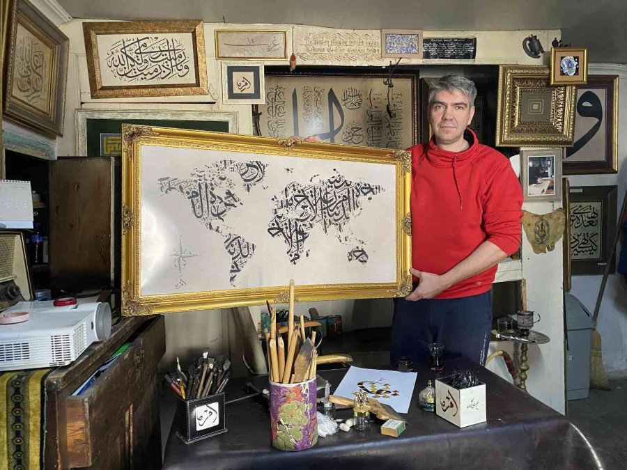 Eskişehirli Hattat Emre Özdemir Tarihi Yüzyıllara Dayanan Sanatını Anlattı