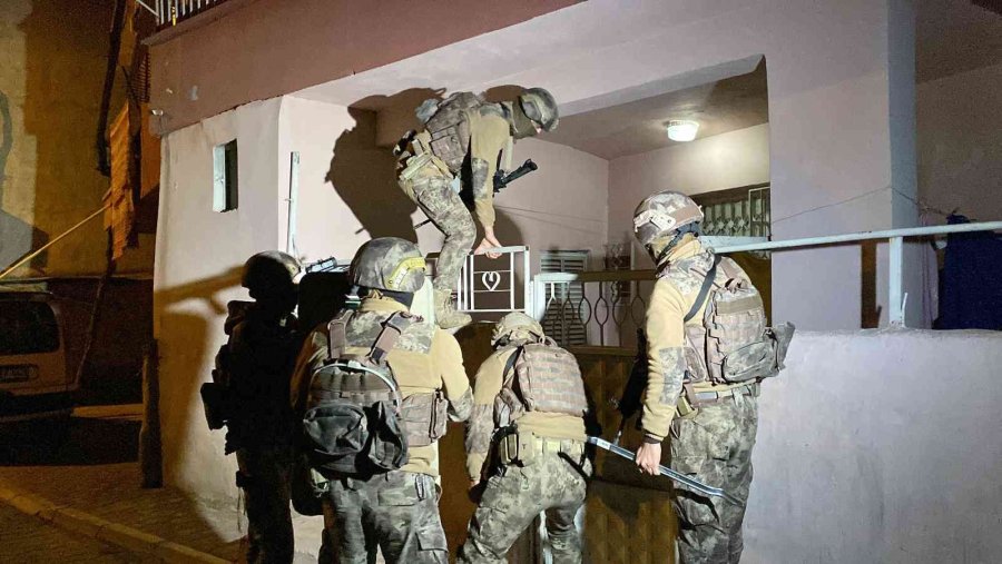 Mersin’de Asayiş Operasyonu: 25 Gözaltı Kararı