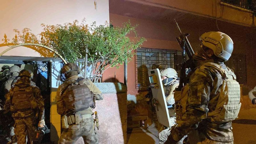 Mersin’de Asayiş Operasyonu: 25 Gözaltı Kararı