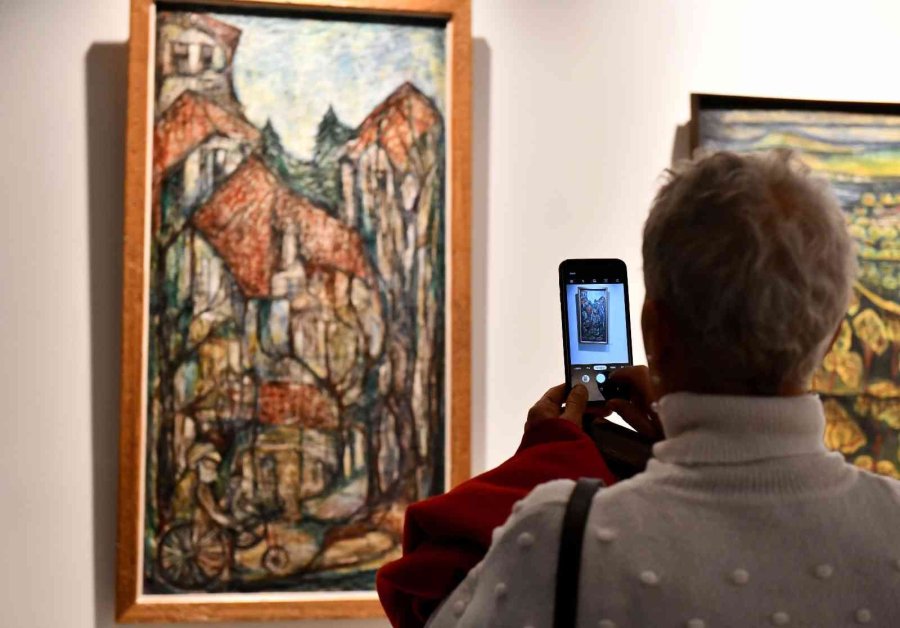 ’cumhuriyetin 100. Yılında Bir Cumhuriyet Kadını’ Başlıklı Sergi Açıldı