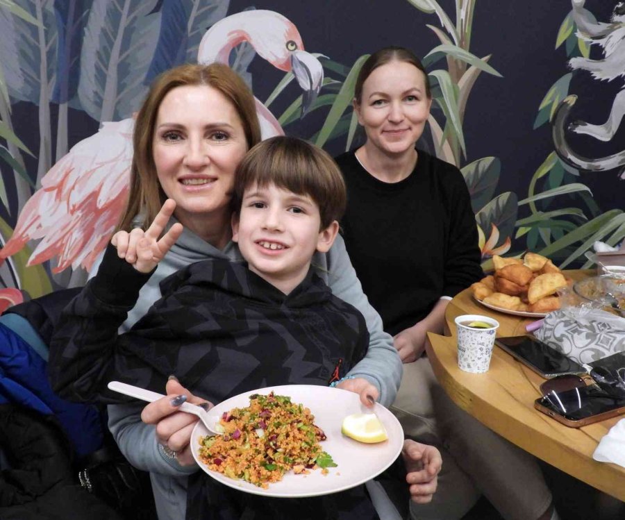 Bilim Merkezinin Rus Müdavimleri