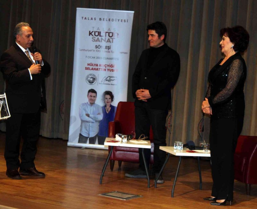 Usta Sanatçı Hülya Koçyiğit Türk Sinemasını Konuştu