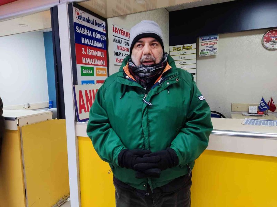 Eskişehir Terminali’nde ’sibirya’ Soğuğu, Çalışanlar Mont, Bere, Atkı Ve Eldiven Takıyor