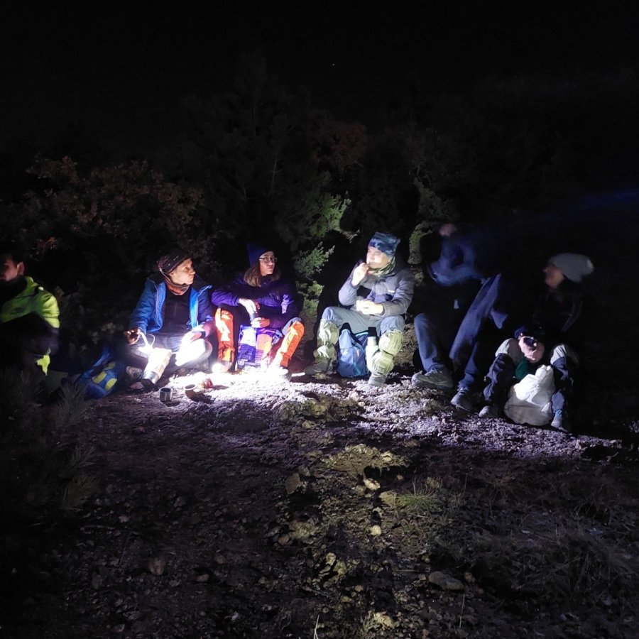 Doğa Tutkunları Gece Sıfır Derecenin Altında Yürüdü