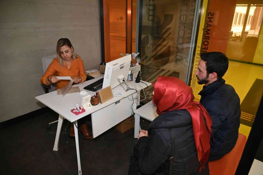 Selçuklu’da “hizmet Masası” Köprü Görevi Görüyor