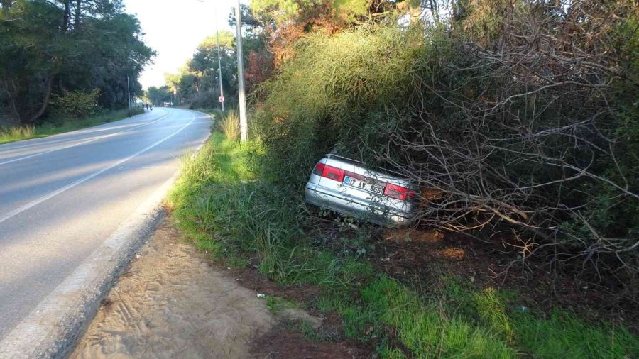 Köpeğe Çarpmamak İçin Ölümden Döndü