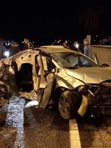 Otomobil Bariyere Çarptı: 1’i Ağır 3 Yaralı