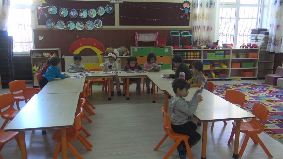 Gazetecilik Mesleği Tanıtılan Anaokulu Öğrencileri Kendi Haberlerini Kendileri Yaptı