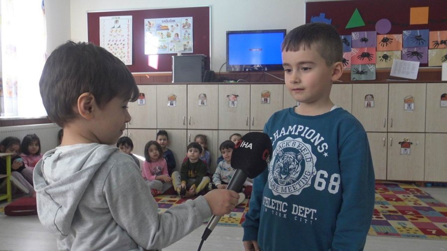Gazetecilik Mesleği Tanıtılan Anaokulu Öğrencileri Kendi Haberlerini Kendileri Yaptı