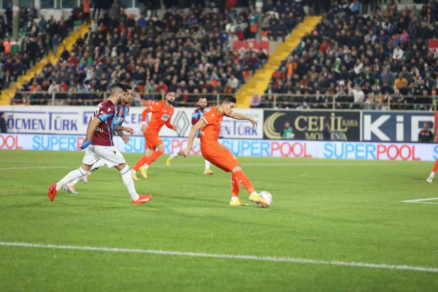 Spor Toto Süper Lig: Alanyaspor: 5 - Trabzonspor: 0 (maç Sonucu)