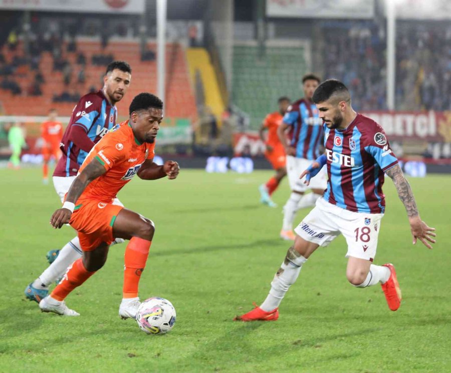 Spor Toto Süper Lig: Alanyaspor: 5 - Trabzonspor: 0 (maç Sonucu)