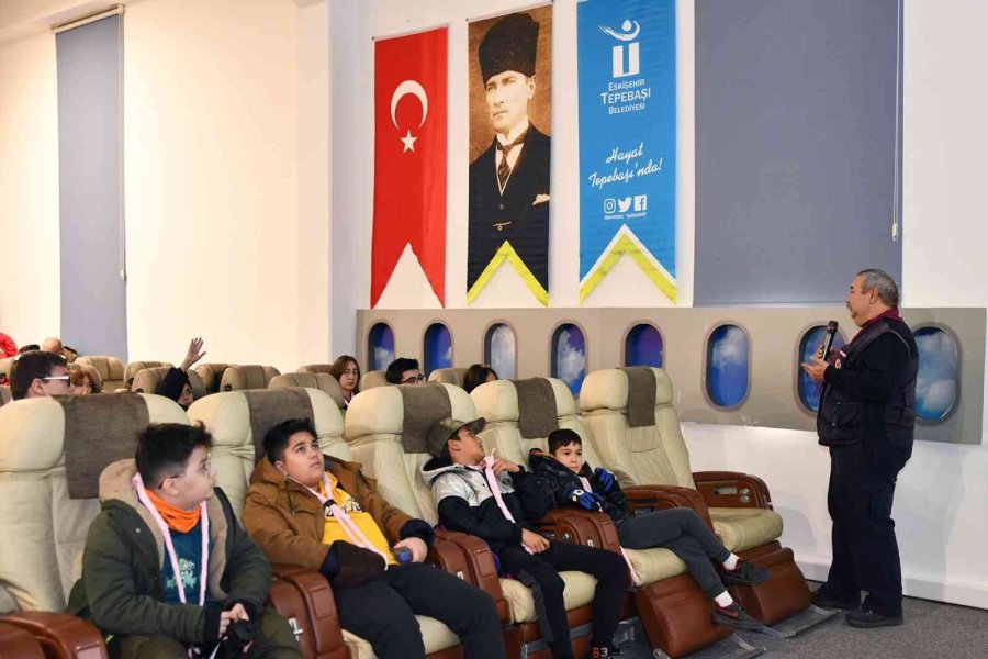 Çocuklar İzciliği Ve İklimi Öğreniyor