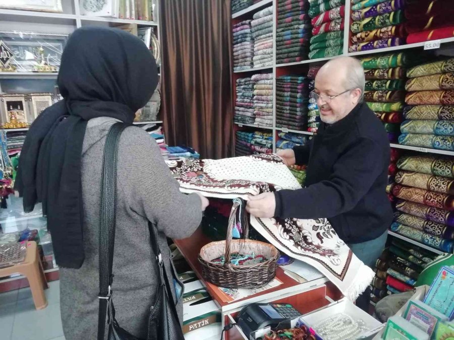 Kayıtların Açılması İle Hac Ürünlerine İlgi Başladı