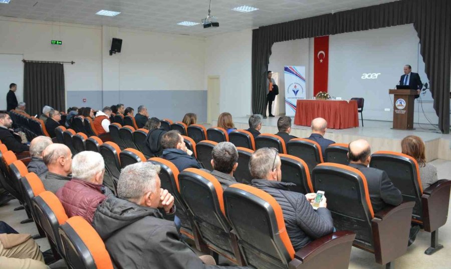 Eskişehir’deki Muhtarlara Eğitimler Verilmeye Başlandı