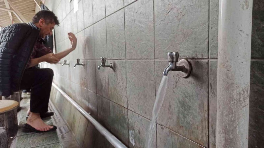 Eskişehir’de İbadete Kolaylık Sağlayan Termal İmkân