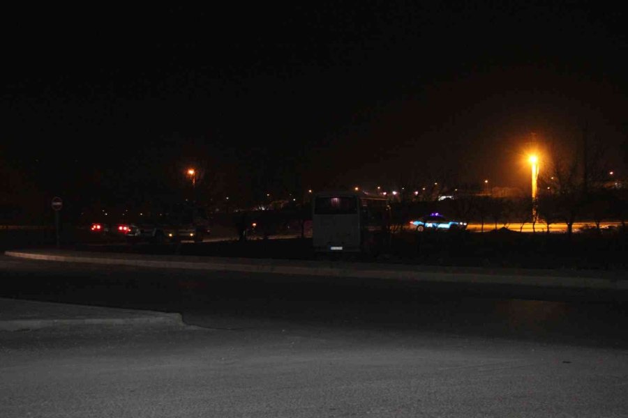 Karaman’da Freni Patlayan İşçi Midibüsü Şarampole Sürüklendi: 7 Yaralı