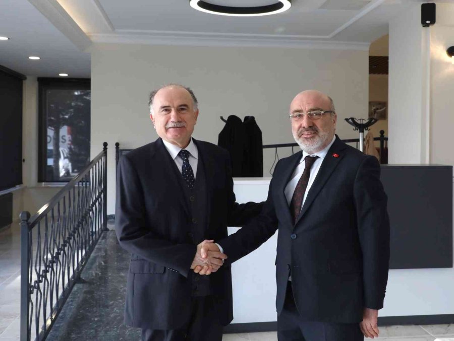 Kayseri’de Üniversite Rektörleri 2. İstişare Toplantısını Kayü’de Yaptı