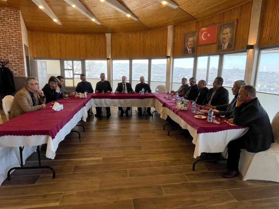 Başkan Özdoğan, Muhtarlarla Bir Araya Geldi