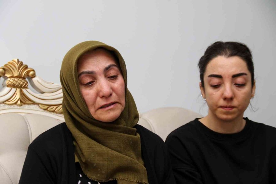 İkinci Kattan Düşen Kadın Hayatını Kaybetti