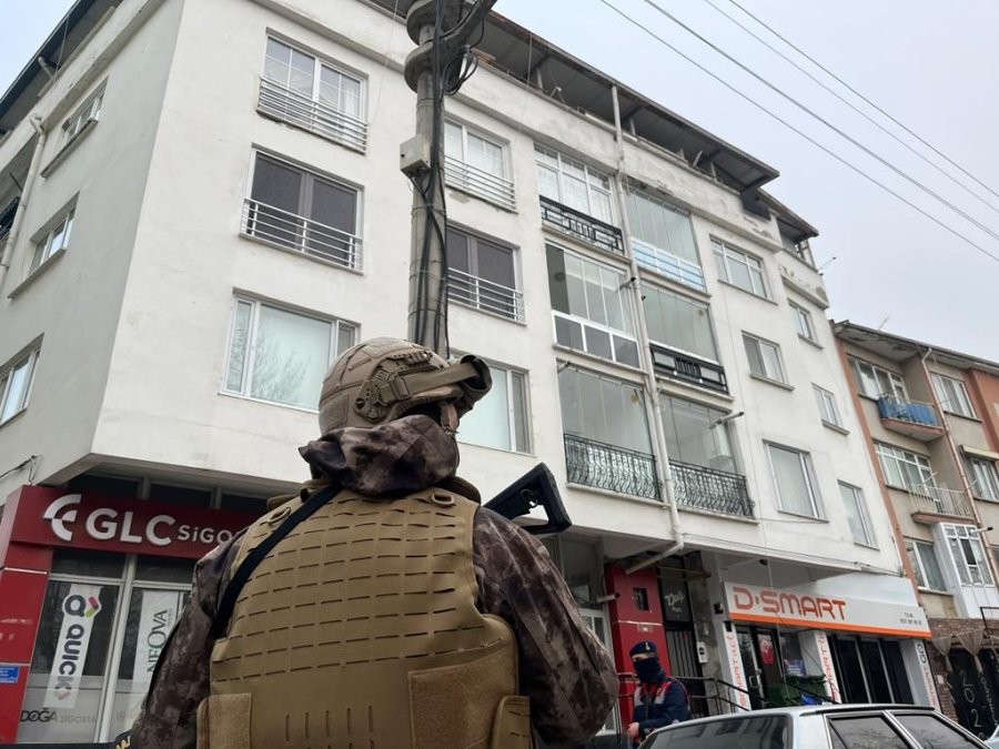 Uyuşturucu Satıcısı İçin Jandarma Ve Polisten Ortak Operasyon