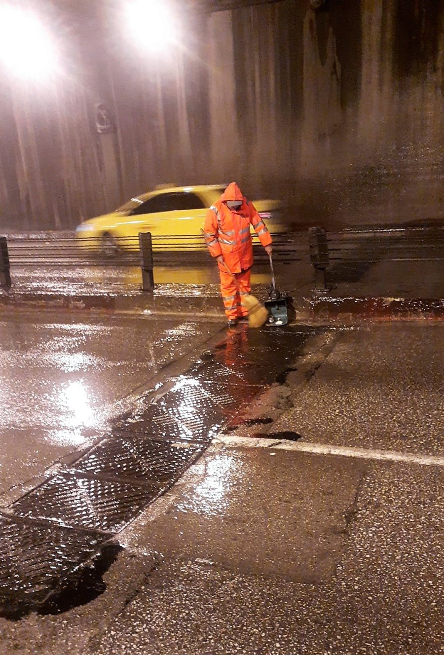 Büyükşehir Ekipleri Teyakkuzda