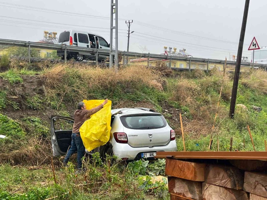 Yağış Nedeniyle Kayganlaşan Yol Kazaya Neden Oldu: 1’i Ağır 5 Kişi Yaralı