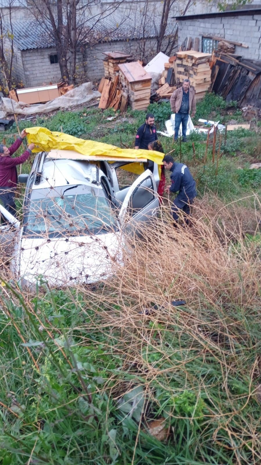 Yağış Nedeniyle Kayganlaşan Yol Kazaya Neden Oldu: 1’i Ağır 5 Kişi Yaralı