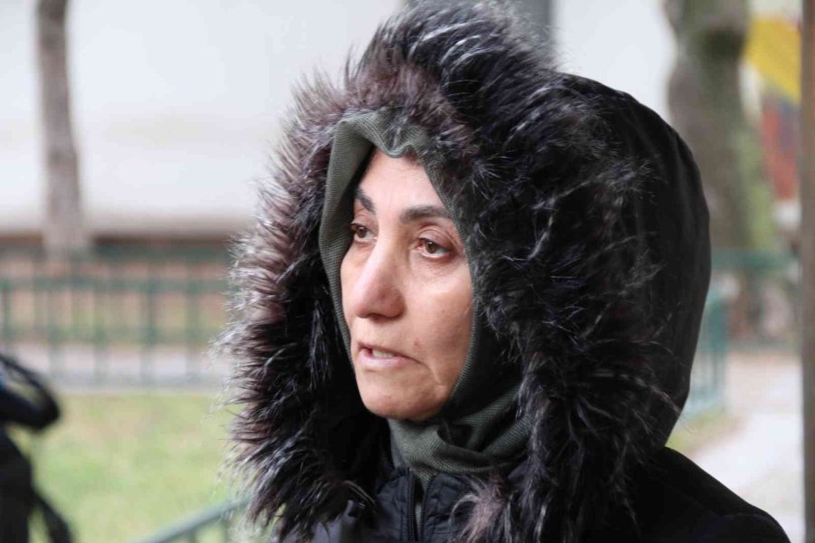 Pencereden Düşerek Hayatını Kaybeden Kadınla İlgili Olay Yerinde Keşif Yapıldı