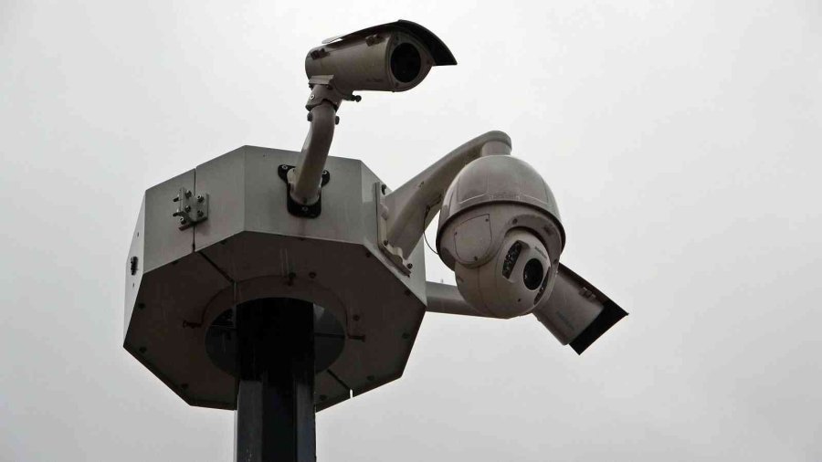 4 Dakikada Olay Yerine Giden Polis Kamera Kayıtlarını İnceleyince Üzüntü Yaşadı