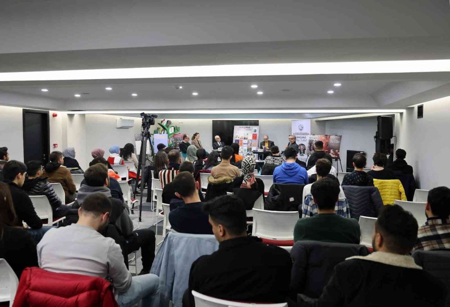 Gençlerle Kitap Sohbetleri Yeni Yılda Da Devam